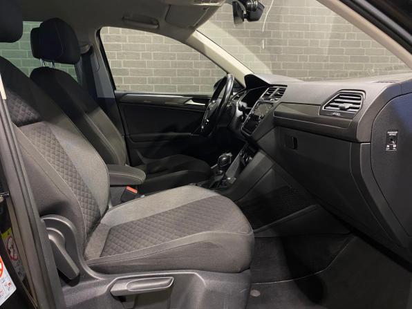 Volkswagen Tiguan II с пробегом 2018 года, цена 2 499 000 рублей, 116418 км, внедорожник, Автокод Объявления
