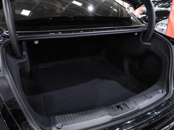 Hongqi H5 II с пробегом 2025 года, цена 3 790 000 рублей, 34418 км, седан, Автокод Объявления