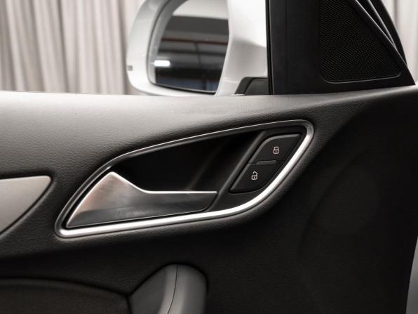 Audi Q3 I (8U) с пробегом 2014 года, цена 1 270 000 рублей, 297627 км, внедорожник, Автокод Объявления