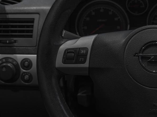 Opel Astra H Рестайлинг с пробегом 2010 года, цена 385 000 рублей, 251780 км, хэтчбек, Автокод Объявления