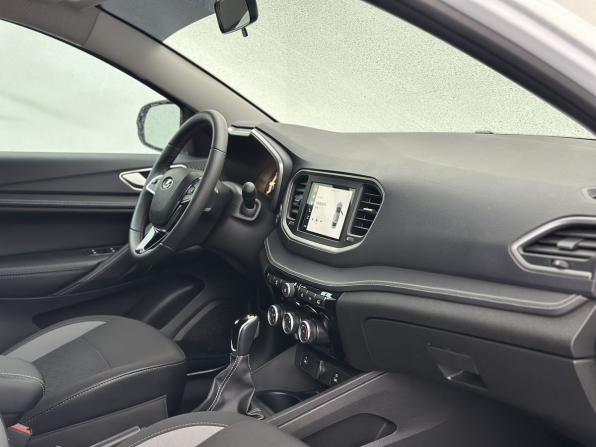 Lada (ВАЗ) Vesta I Рестайлинг (NG) с пробегом 2024 года, цена 1 350 000 рублей, 49763 км, седан, Автокод Объявления