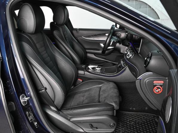 Mercedes-Benz E-Класс V (W213 S213 C238) с пробегом 2018 года, цена 3 190 000 рублей, 150101 км, седан, Автокод Объявления