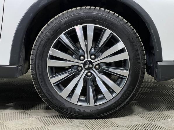 Mitsubishi Outlander III Рестайлинг 3 с пробегом 2019 года, цена 1 797 000 рублей, 143419 км, внедорожник, Автокод Объявления