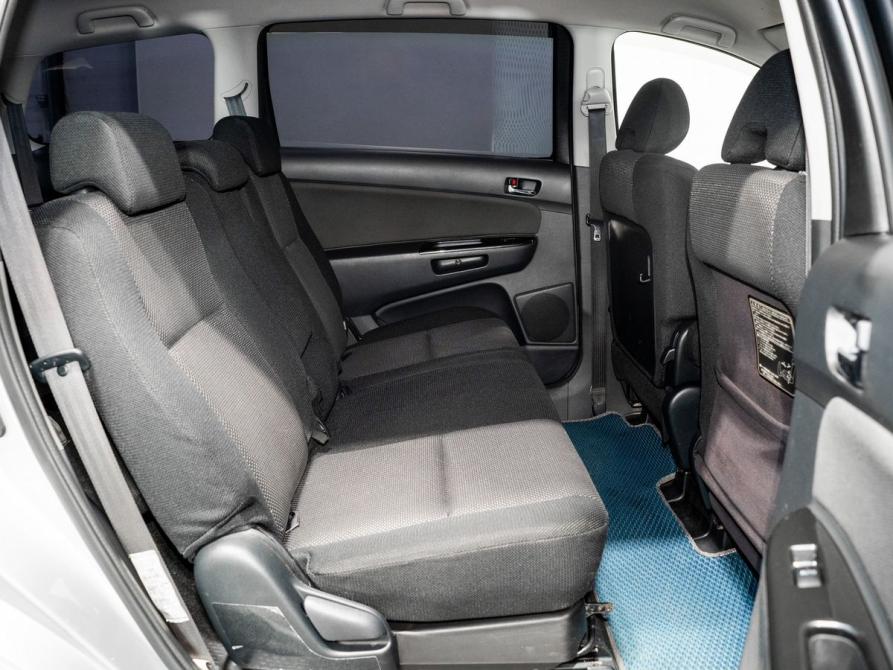 Toyota Wish I Чита  - изображение 6