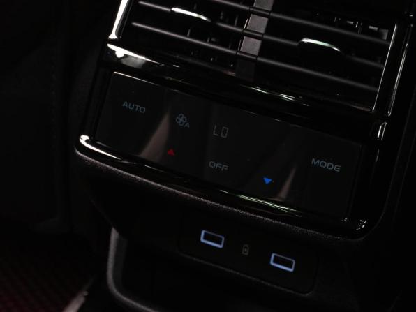 Geely Monjaro I с пробегом 2023 года, цена 3 800 000 рублей, 21744 км, внедорожник, Автокод Объявления