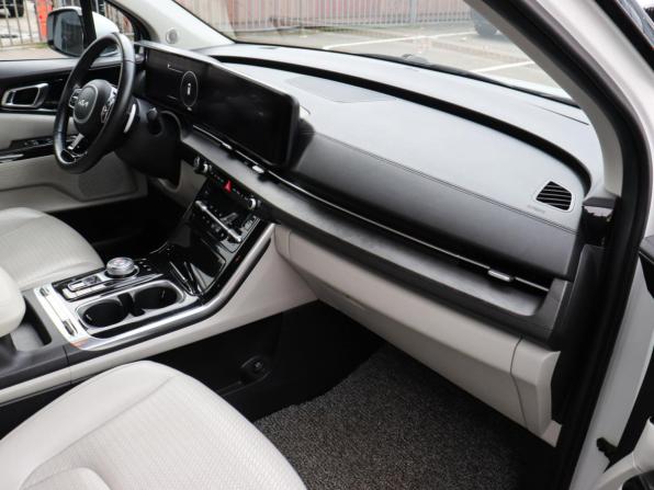 Kia Carnival IV с пробегом 2022 года, цена 4 050 000 рублей, 79499 км, минивэн, Автокод Объявления