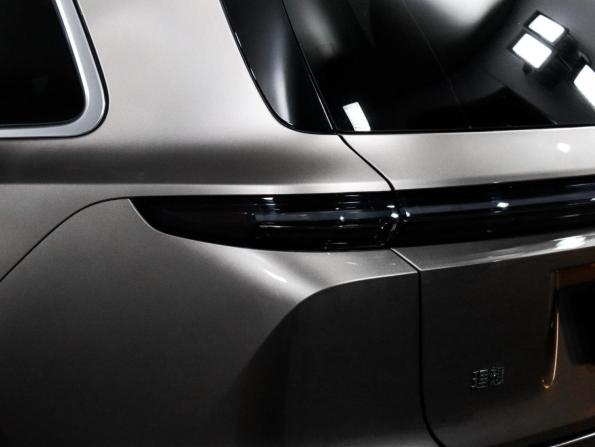 Li Auto (Lixiang) L9 I с пробегом 2023 года, цена 6 490 000 рублей, 42703 км, внедорожник, Автокод Объявления