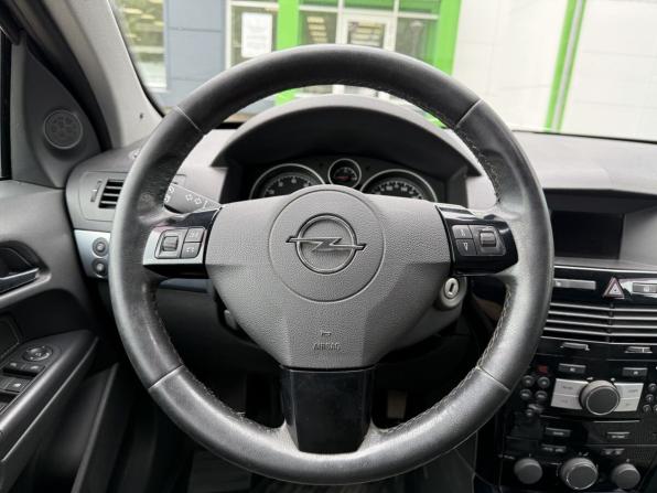 Opel Astra H Рестайлинг с пробегом 2010 года, цена 450 000 рублей, 481022 км, универсал, Автокод Объявления