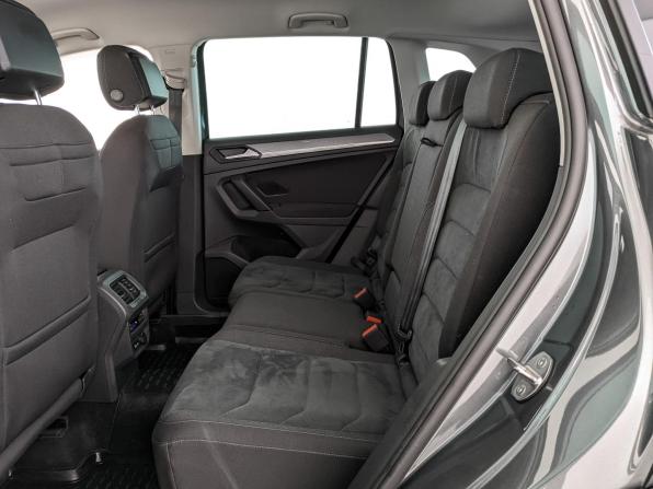 Volkswagen Tiguan II Рестайлинг с пробегом 2021 года, цена 3 500 000 рублей, 62176 км, внедорожник, Автокод Объявления