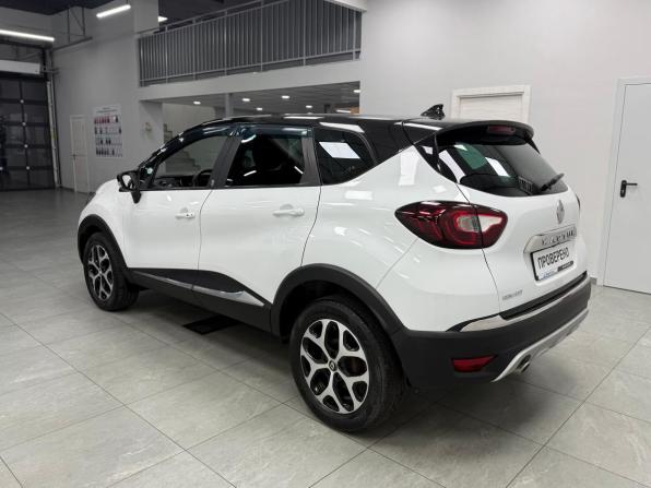 Renault Kaptur I с пробегом 2016 года, цена 1 380 000 рублей, 104518 км, внедорожник, Автокод Объявления