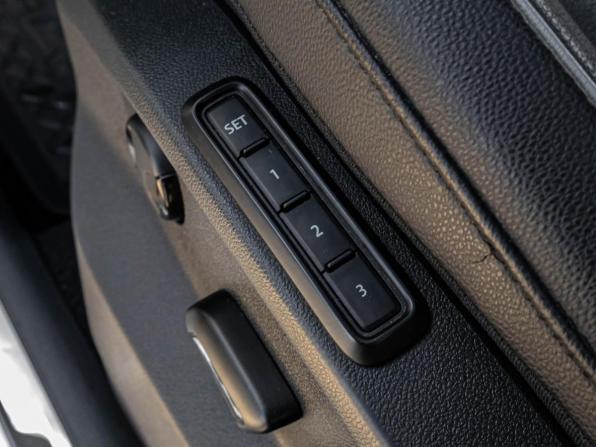 Volkswagen Tiguan II Рестайлинг с пробегом 2021 года, цена 3 090 000 рублей, 89496 км, внедорожник, Автокод Объявления
