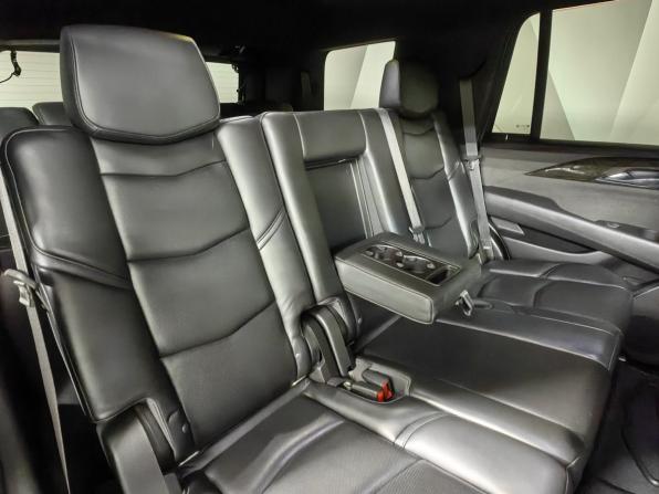 Cadillac Escalade IV с пробегом 2017 года, цена 4 760 000 рублей, 124107 км, внедорожник, Автокод Объявления