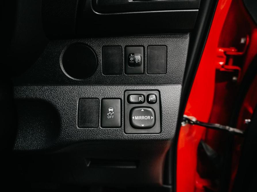 Toyota Ractis II Красноярск  - изображение 17