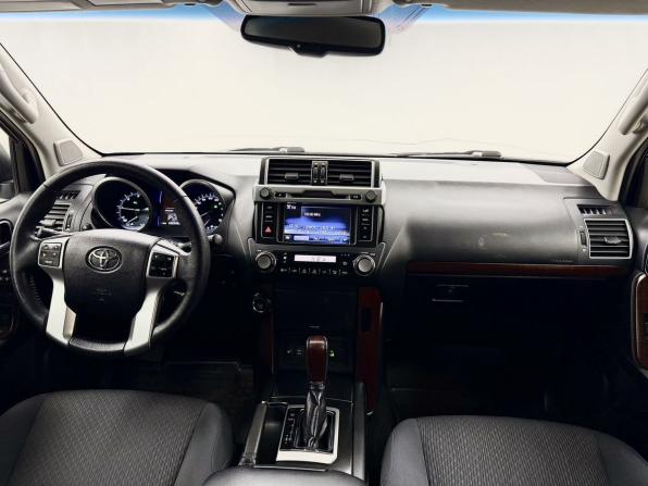 Toyota Land Cruiser Prado 150 Series Рестайлинг 1 с пробегом 2016 года, цена 3 965 000 рублей, 193343 км, внедорожник, Автокод Объявления