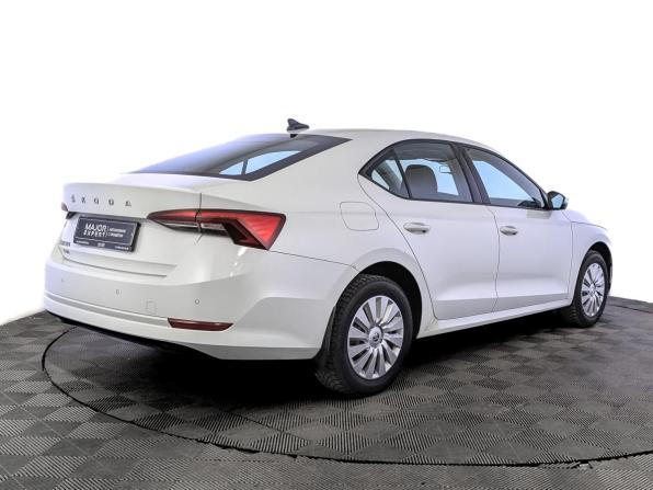 Skoda Octavia IV (A8) с пробегом 2021 года, цена 1 450 000 рублей, 351430 км, лифтбек, Автокод Объявления