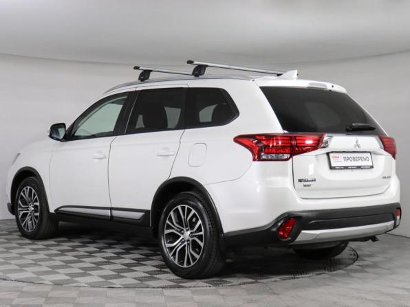 Mitsubishi Outlander III Рестайлинг 2 с пробегом 2018 года, цена 1 899 000 рублей, 144620 км, внедорожник, Автокод Объявления