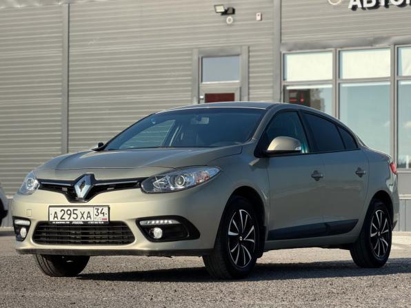 Renault Fluence I Рестайлинг с пробегом 2014 года, цена 720 000 рублей, 181000 км, седан, Автокод Объявления