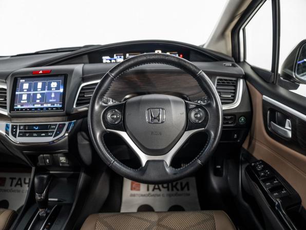 Honda Jade I с пробегом 2017 года, цена 1 349 500 рублей, 152592 км, компактвэн, Автокод Объявления