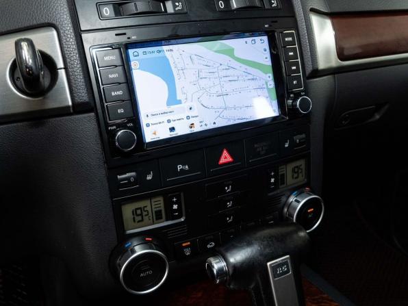 Volkswagen Touareg I Рестайлинг с пробегом 2007 года, цена 898 000 рублей, 237278 км, внедорожник, Автокод Объявления