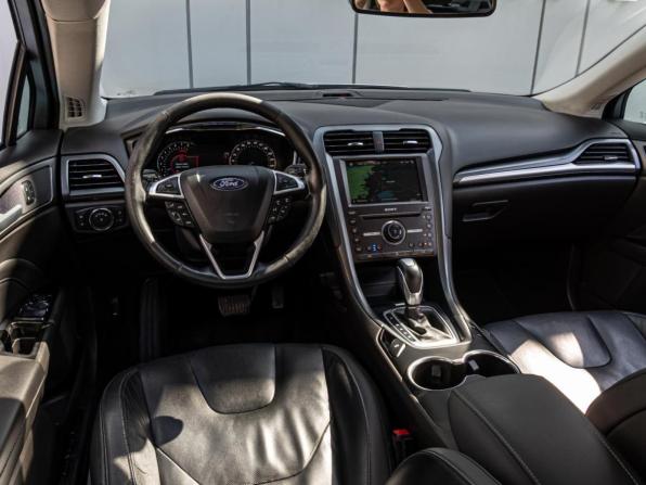 Ford Mondeo V с пробегом 2017 года, цена 1 770 000 рублей, 111073 км, седан, Автокод Объявления
