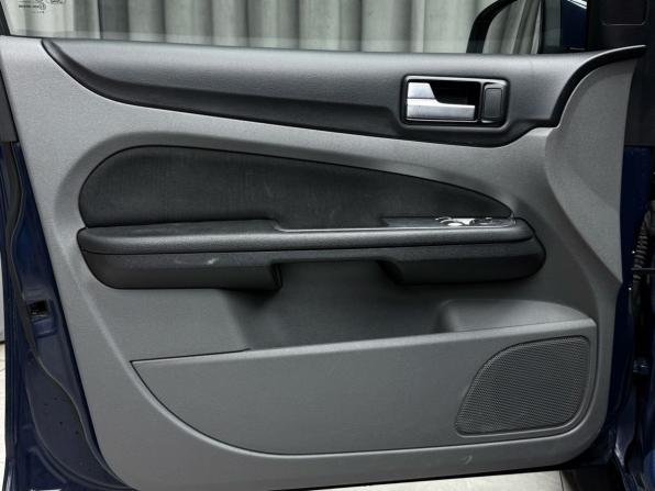 Ford Focus II Рестайлинг с пробегом 2010 года, цена 629 000 рублей, 185200 км, хэтчбек, Автокод Объявления