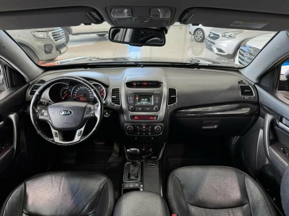 Kia Sorento II Рестайлинг с пробегом 2017 года, цена 2 150 000 рублей, 126213 км, внедорожник, Автокод Объявления