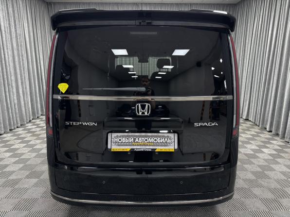 Honda Stepwgn VI с пробегом 2026 года, цена 3 700 000 рублей, 8174 км, минивэн, Автокод Объявления
