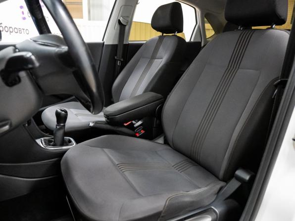 Volkswagen Polo V Рестайлинг с пробегом 2016 года, цена 800 000 рублей, 213096 км, седан, Автокод Объявления