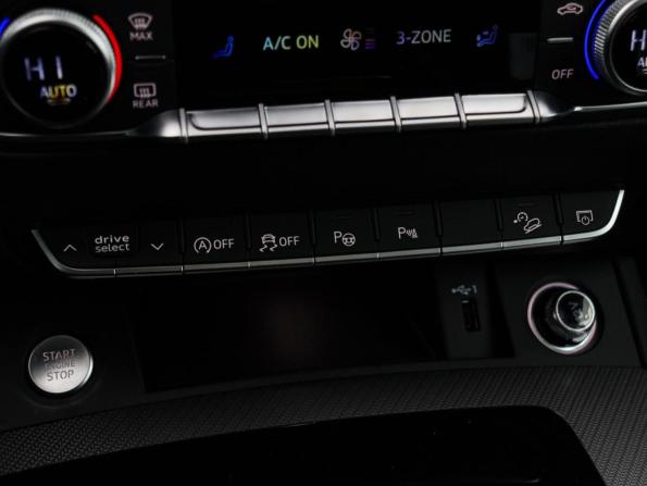 Audi Q5 II (FY) Рестайлинг с пробегом 2025 года, цена 5 495 000 рублей, 2680 км, внедорожник, Автокод Объявления