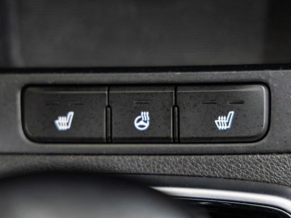 Kia Rio IV Рестайлинг с пробегом 2020 года, цена 1 548 000 рублей, 138624 км, хэтчбек, Автокод Объявления