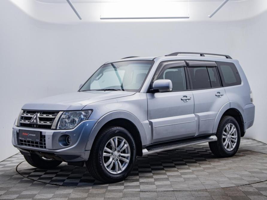 Mitsubishi Pajero IV Рестайлинг 1 Москва  - изображение 1