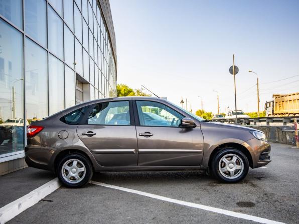 Lada (ВАЗ) Granta I Рестайлинг с пробегом 2019 года, цена 738 000 рублей, 118209 км, лифтбек, Автокод Объявления