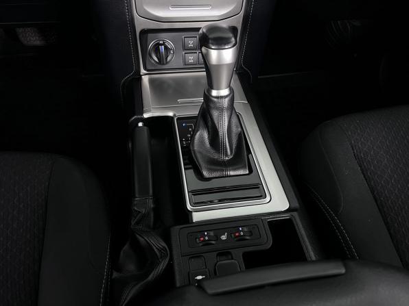 Toyota Land Cruiser Prado 150 Series Рестайлинг 2 с пробегом 2018 года, цена 5 300 000 рублей, 94467 км, внедорожник, Автокод Объявления