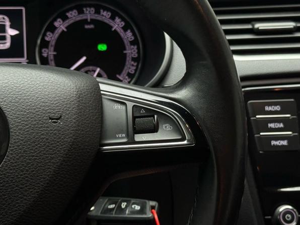 Skoda Octavia III (A7) Рестайлинг с пробегом 2018 года, цена 1 849 000 рублей, 119500 км, лифтбек, Автокод Объявления
