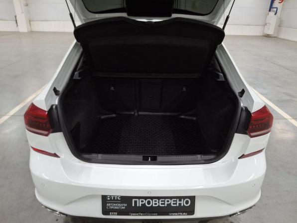 Volkswagen Polo VI с пробегом 2021 года, цена 1 780 000 рублей, 65200 км, лифтбек, Автокод Объявления