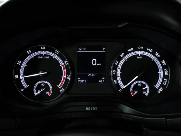Skoda Karoq I с пробегом 2021 года, цена 2 035 700 рублей, 75000 км, внедорожник, Автокод Объявления