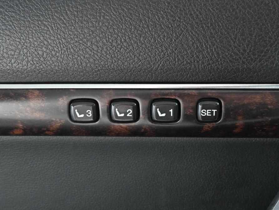 Toyota Land Cruiser 200 Series Рестайлинг 1 Ростов-на-Дону  - изображение 26