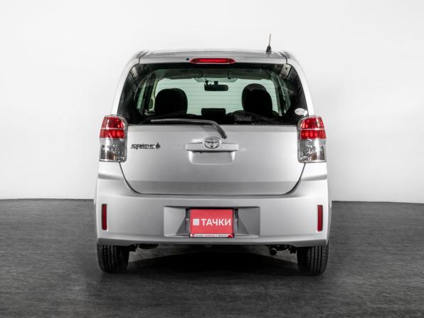 Toyota Spade с пробегом 2013 года, цена 820 300 рублей, 105466 км, микровэн, Автокод Объявления