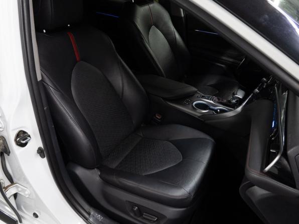 Toyota Camry VIII (XV70) Рестайлинг с пробегом 2021 года, цена 3 939 000 рублей, 79253 км, седан, Автокод Объявления