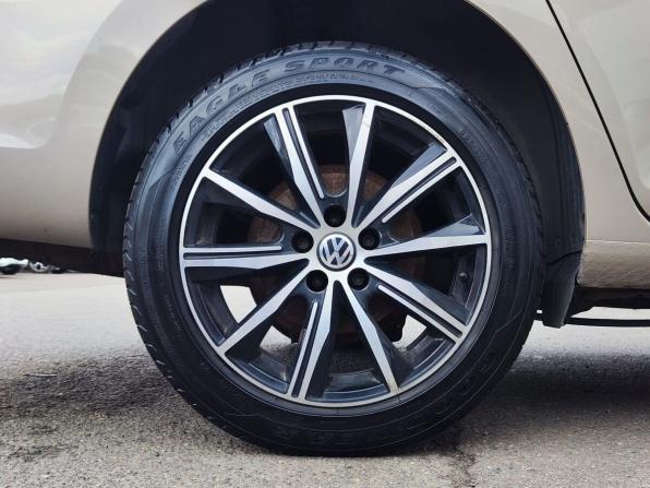 Volkswagen Polo VI с пробегом 2020 года, цена 1 648 000 рублей, 68264 км, лифтбек, Автокод Объявления