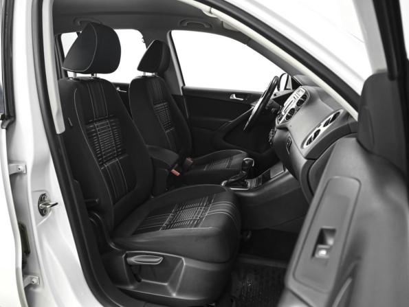 Volkswagen Tiguan I Рестайлинг с пробегом 2016 года, цена 1 790 000 рублей, 137092 км, внедорожник, Автокод Объявления