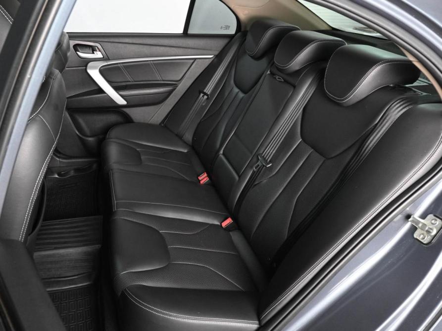 Geely Emgrand 7 I Рестайлинг Ростов-на-Дону  - изображение 9
