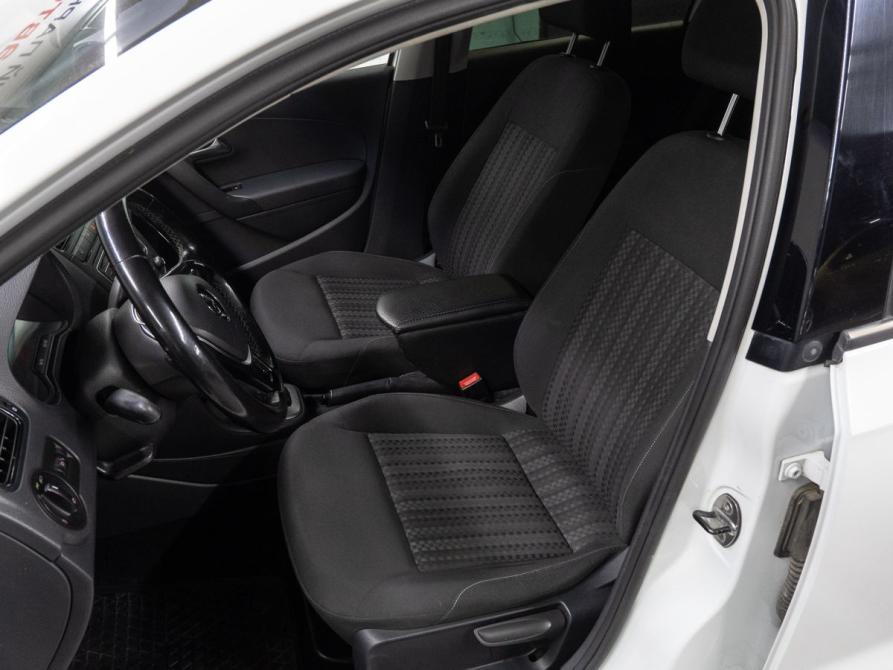 Volkswagen Polo V Рестайлинг Тюмень  - изображение 13