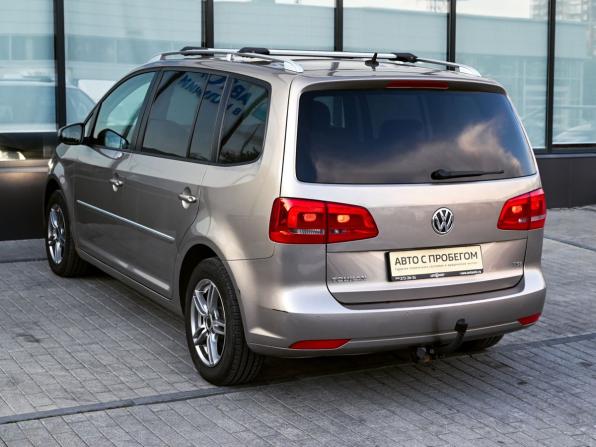 Volkswagen Touran I Рестайлинг 2 с пробегом 2012 года, цена 1 019 000 рублей, 201616 км, компактвэн, Автокод Объявления
