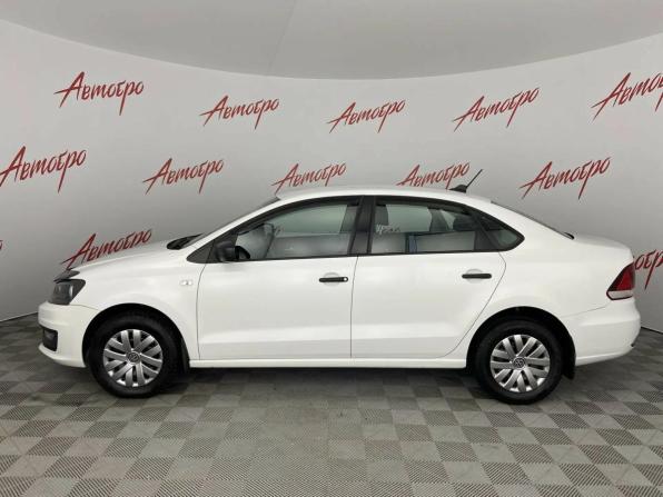 Volkswagen Polo V Рестайлинг с пробегом 2018 года, цена 1 079 000 рублей, 81419 км, седан, Автокод Объявления