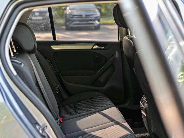 Volkswagen Golf VI с пробегом 2010 года, цена 630 000 рублей, 244303 км, хэтчбек, Автокод Объявления