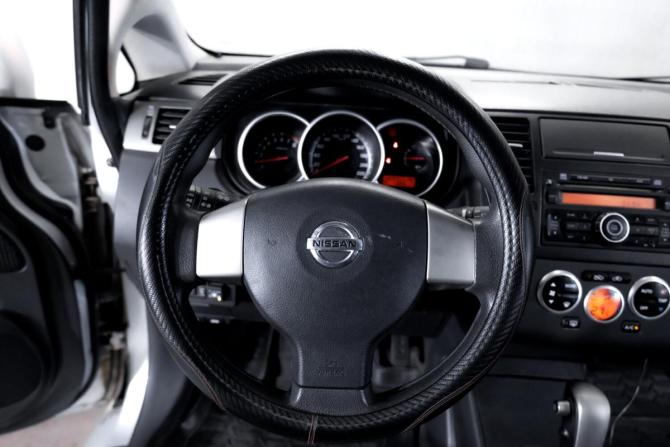 Nissan Tiida I Рестайлинг с пробегом 2011 года, цена 689 000 рублей, 309710 км, хэтчбек, Автокод Объявления