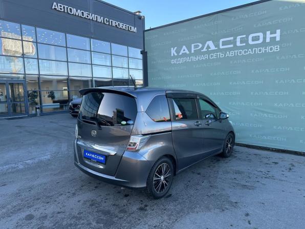 Honda Freed I Рестайлинг с пробегом 2011 года, цена 895 000 рублей, 185440 км, компактвэн, Автокод Объявления