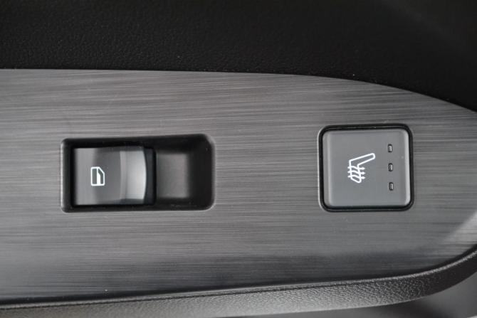 Haval Jolion I Рестайлинг с пробегом 2024 года, цена 2 500 000 рублей, 3693 км, внедорожник, Автокод Объявления