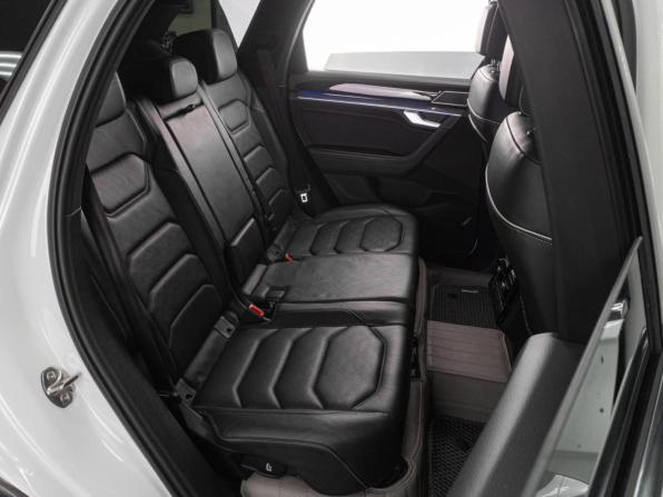 Volkswagen Touareg III с пробегом 2020 года, цена 5 699 000 рублей, 59802 км, внедорожник, Автокод Объявления